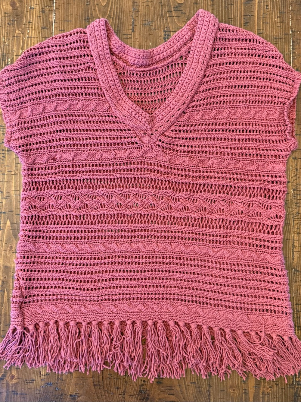 Vintage Crochet V Neck Sweater Boho Mauve Fringed Hem Retro Hippie